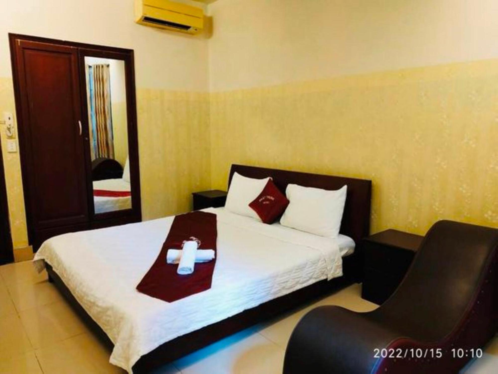 Phat Thinh Hotel Hô Chi Minh-Ville Extérieur photo